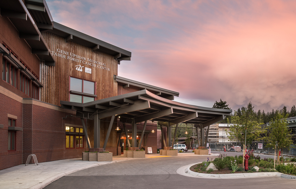 Gene Upshaw Memorial Tahoe Forest Cancer Center