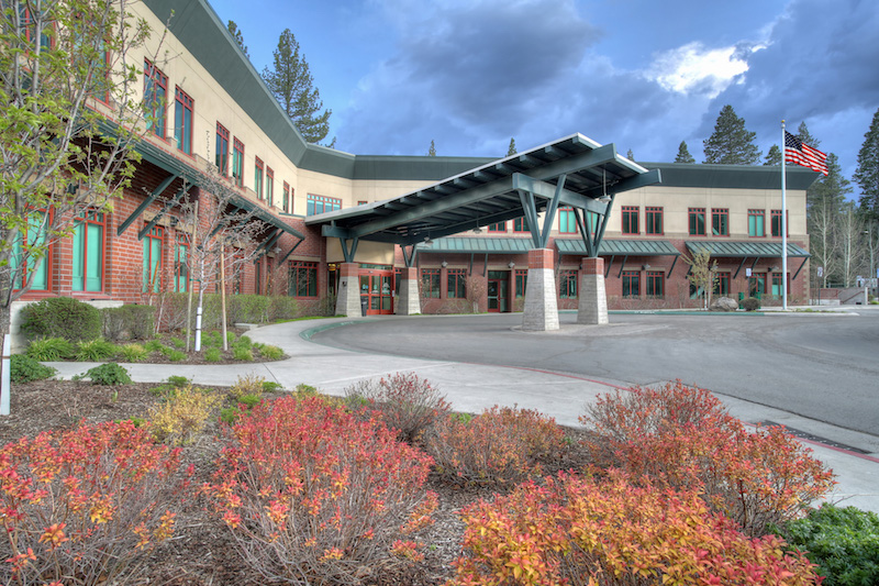 Tahoe Forest Hospital entrance exterior